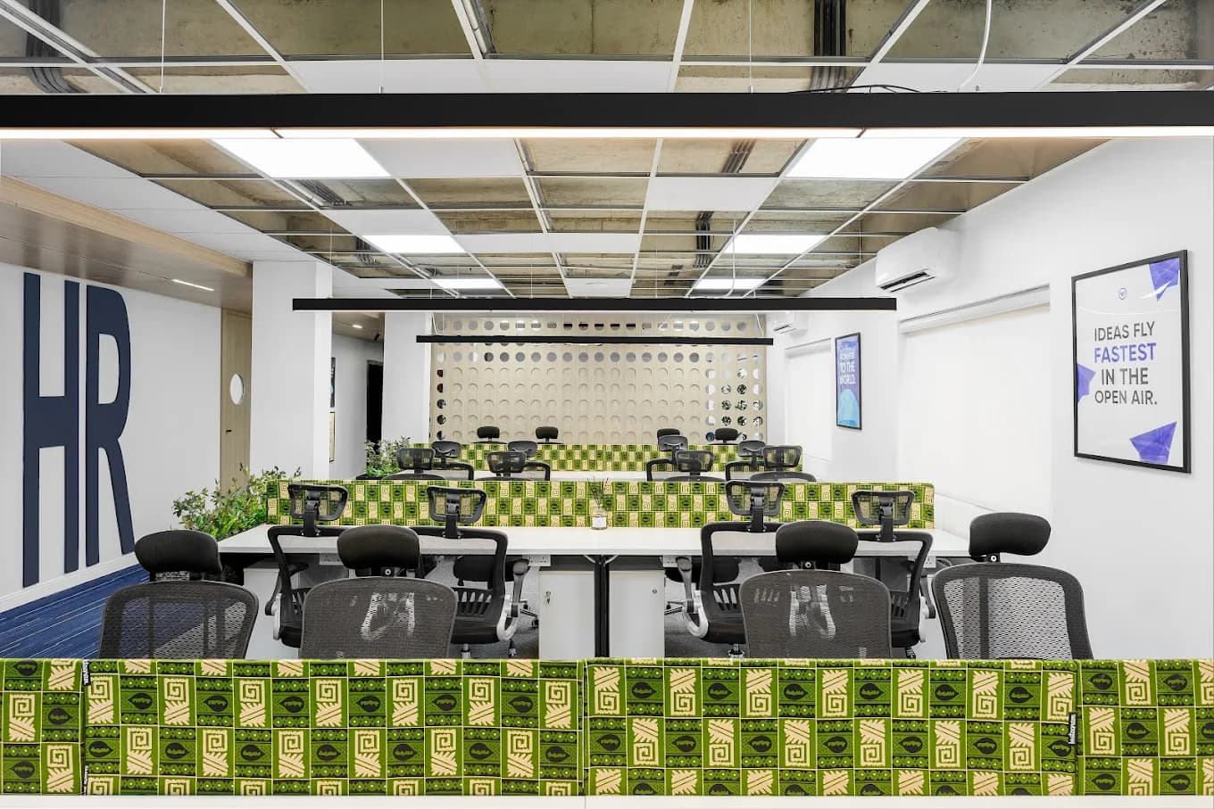 paidHr headquater open space picture